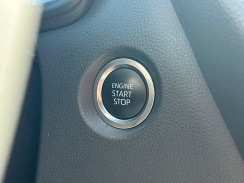 Used 2025 Toyota Corolla SE FWD image 23