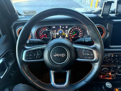 Used 2022 Jeep Gladiator Mojave w/ LED Lighting Group image 8