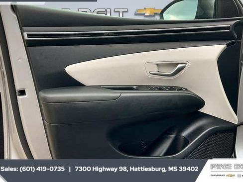 Used 2023 Hyundai Tucson SEL image 17