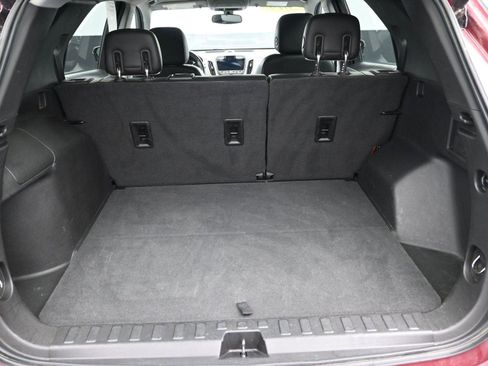 Used 2019 Chevrolet Equinox Premier image 16