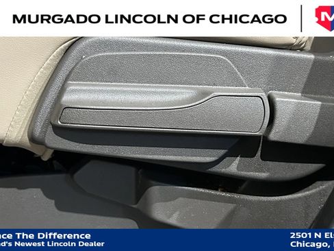 Used 2023 Lincoln Navigator Reserve AWD/4WD image 46