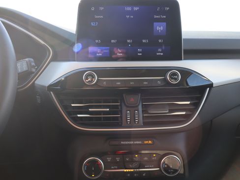 Used 2022 Ford Escape SE w/ Convenience Package image 18