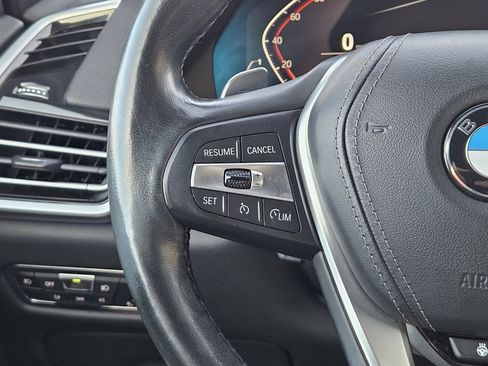 Used 2019 BMW X5 xDrive40i w/ Premium Package image 29