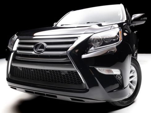 Used 2019 Lexus GX 460 Premium AWD/4WD image 14