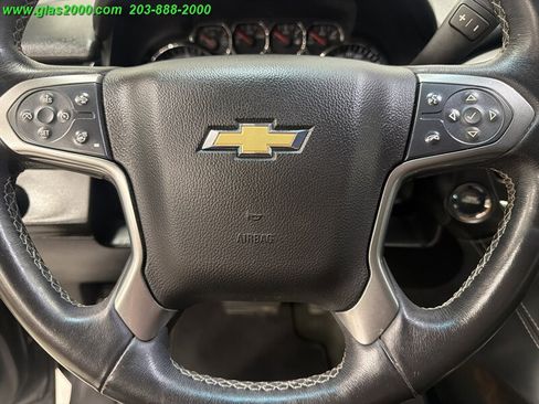 Used 2015 Chevrolet Suburban LT AWD/4WD image 17