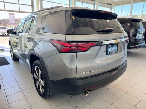 Certified 2023 Chevrolet Traverse LT w/ LT Premium Package AWD/4WD image 44