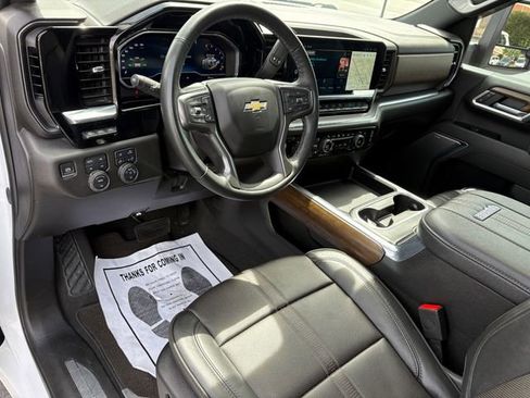 Used 2025 Chevrolet Silverado 2500 High Country w/ High Country Premium Package image 21