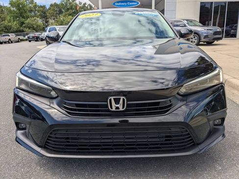 Certified 2023 Honda Civic Touring image 3
