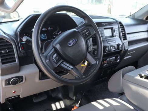 Used 2020 Ford F550 4x4 Regular Cab Super Duty image 26