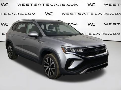 Used 2022 Volkswagen Taos SE FWD image 39