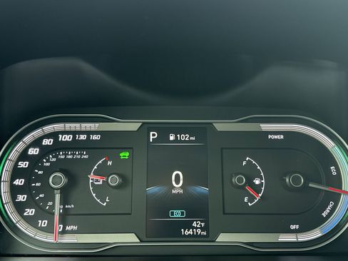 Used 2024 Hyundai Tucson Blue image 16