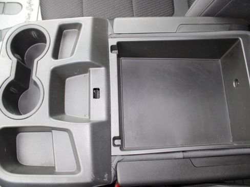 Used 2020 Chevrolet Silverado 1500 Custom w/ Custom Convenience Package image 20