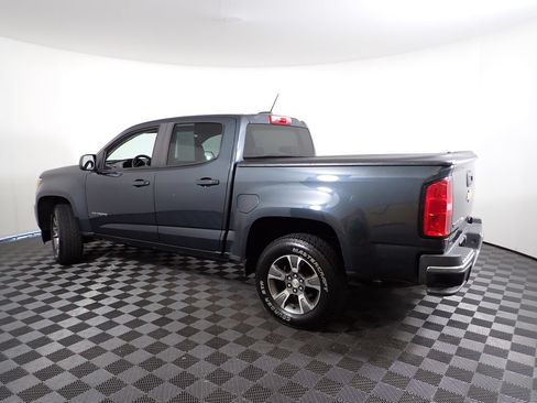 Used 2017 Chevrolet Colorado W/T w/ WT Convenience Package AWD/4WD image 8