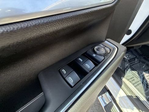 Used 2025 Chevrolet Silverado 2500 LT w/ Convenience Package AWD/4WD image 19