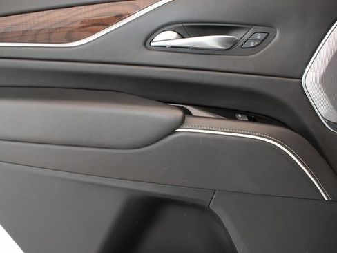 Used 2021 Cadillac Escalade Sport Platinum AWD/4WD image 21
