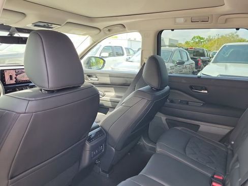 New 2026 Nissan Pathfinder Platinum w/ Cargo Package image 23