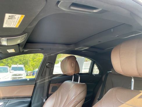 Used 2016 Mercedes-Benz S 550 4MATIC Sedan image 24