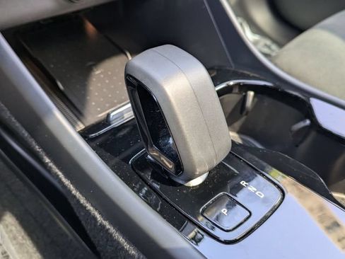 Certified 2023 Volvo C40 P8 Recharge Ultimate AWD/4WD image 19
