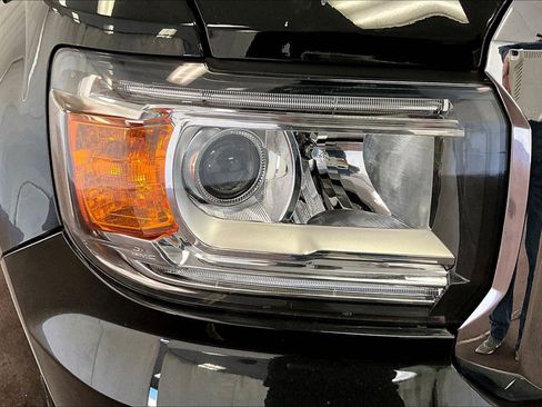 Used 2018 GMC Canyon Denali image 27