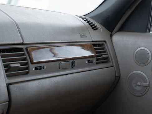 Used 1999 BMW 328i Convertible image 10