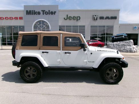 Used 2018 Jeep Wrangler Unlimited Sport AWD/4WD image 5