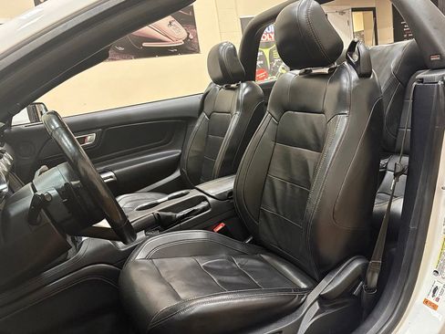 Used 2020 Ford Mustang GT Premium w/ Equipment Group 401A RWD image 11