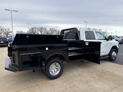 New 2026 RAM 3500 Tradesman w/ Chrome Appearance Group image 8