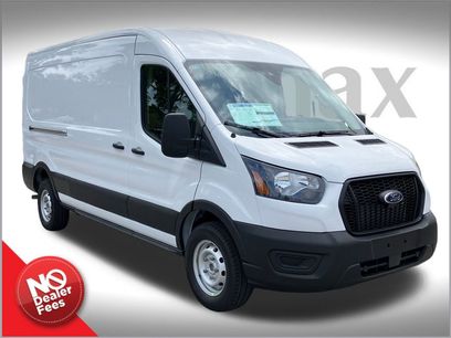 New 2025 Ford Transit 250 148 Medium Roof w/ Load Area Protection Package