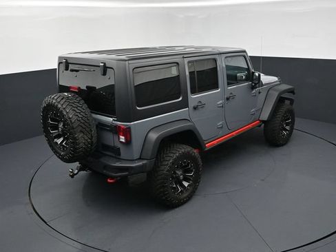 Used 2015 Jeep Wrangler Unlimited Rubicon AWD/4WD image 18