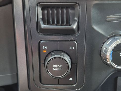 Used 2025 Ford F150 XLT w/ Equipment Group 301A Standard AWD/4WD image 17