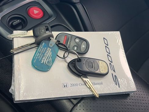 Used 2000 Honda S2000 image 11
