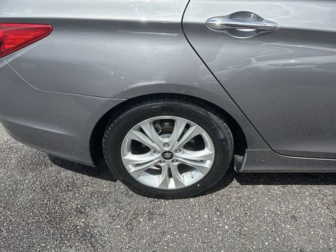 Used 2012 Hyundai Sonata FWD image 12