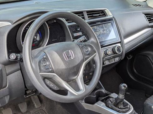 Used 2018 Honda Fit EX image 9