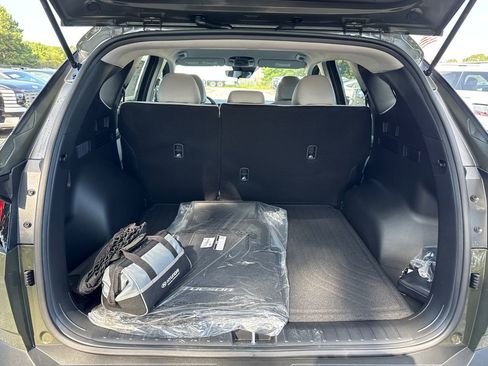 New 2026 Hyundai Tucson SE image 13