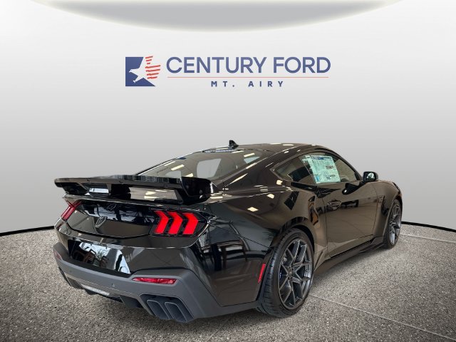 New 2026 Ford Mustang Dark Horse SC w/ Carbon Fiber Exterior Package RWD image 5