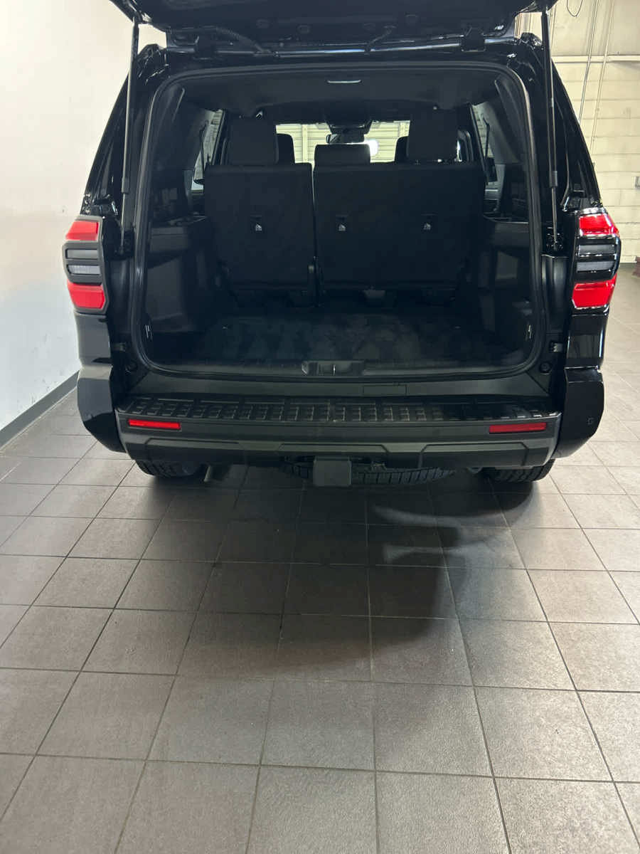 Used 2025 Toyota 4Runner TRD Off-Road AWD/4WD image 11