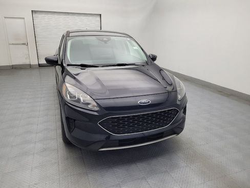 Used 2021 Ford Escape SE image 14