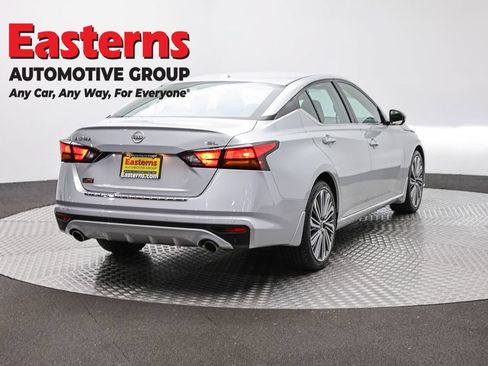 Used 2023 Nissan Altima 2.5 SL FWD image 5
