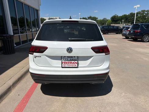 Used 2019 Volkswagen Tiguan SE FWD image 8