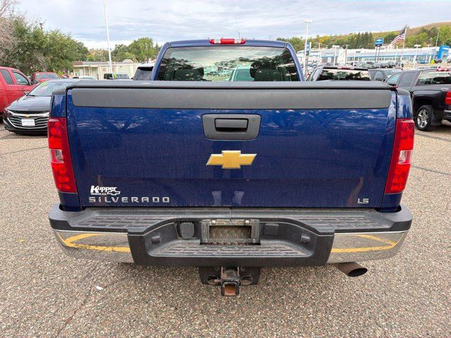 Used 2013 Chevrolet Silverado 2500 W/T AWD/4WD image 7