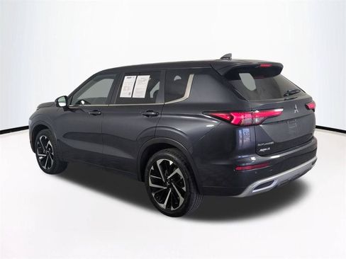 Used 2024 Mitsubishi Outlander SE Black Edition AWD/4WD image 7