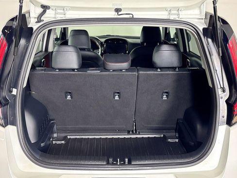 Certified 2025 Kia Soul GT-Line image 22