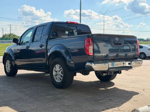 Used 2019 Nissan Frontier SV RWD image 5