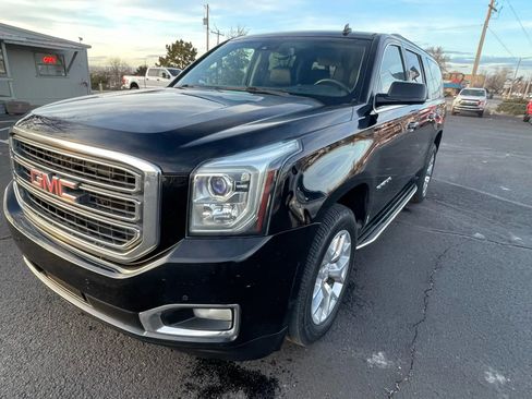 Used 2015 GMC Yukon XL SLT w/ Open Road Package image 2