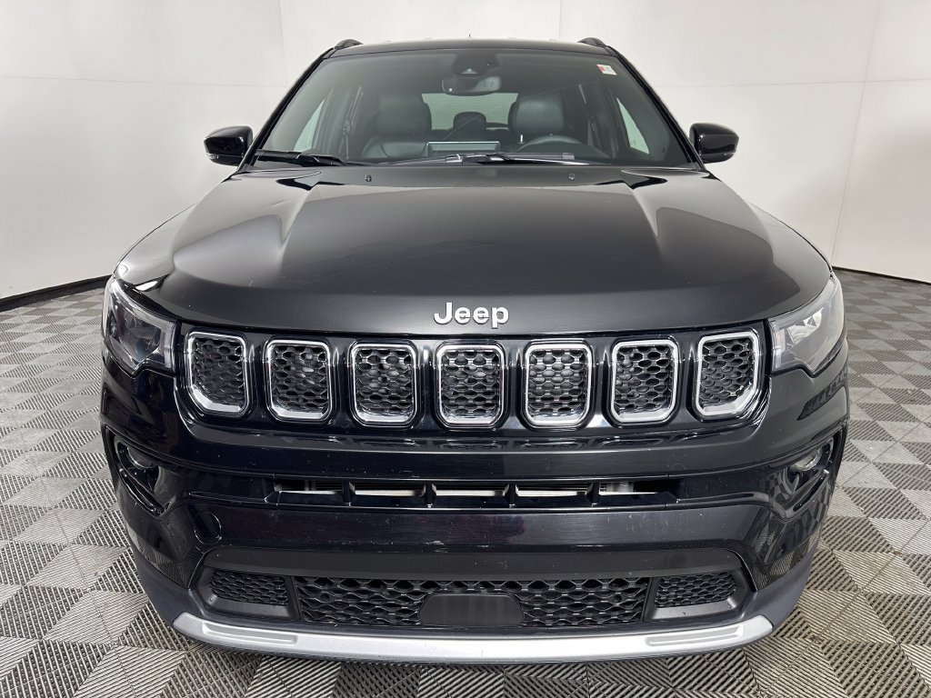 Used 2023 Jeep Compass Limited AWD/4WD image 7