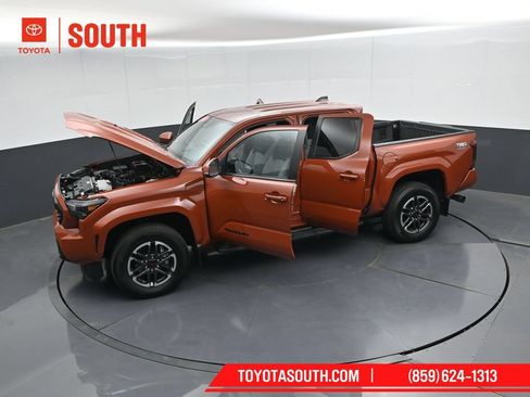 Used 2025 Toyota Tacoma TRD Sport w/ TRD Sport Upgrade Package AWD/4WD image 52