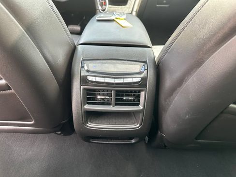 Used 2019 Cadillac XT5 Premium Luxury AWD/4WD image 25