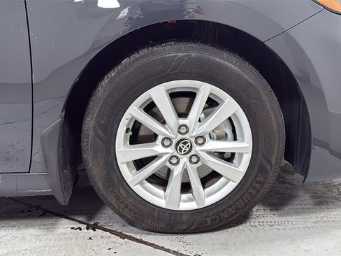 Used 2026 Toyota Camry LE image 21