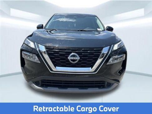Used 2023 Nissan Rogue SV FWD image 2