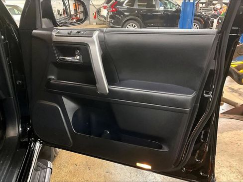 Used 2024 Toyota 4Runner Limited image 22